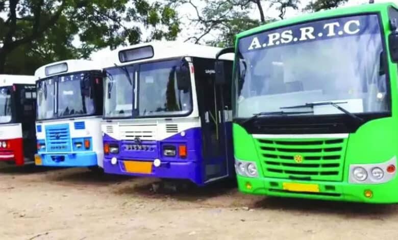 اے پی: خواتین کوبسوں میں مفت سفر کی سہولت، الجھن سے بچانے آرٹی سی کے اقدامات