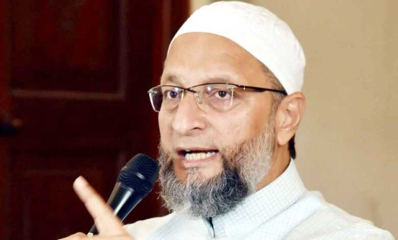 مودی، فلسطینیوں کی نسل کشی کی مذمت کریں: اسد اویسی