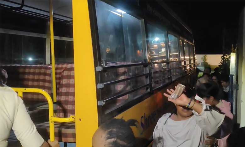 معین آباد فارم ہاؤس میں غیرقانونی پارٹی پر پولیس کا چھاپہ، 51 غیرملکی حراست میں (ویڈیو)