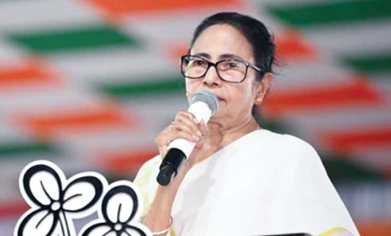 ”جیتے جی کسی کو عوام کے ووٹنگ حقوق چھیننے نہیں دوں گی“: ممتا بنرجی