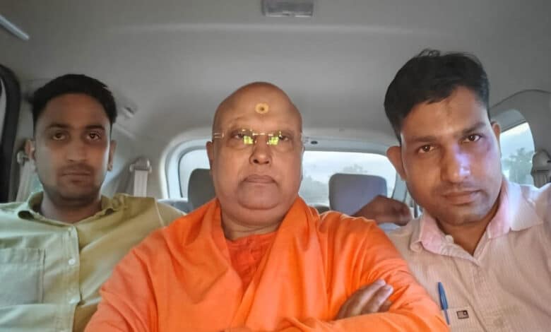 درجنوں طالبات سے چھیڑخانی کے ملزم سوامی چیتانیانند آگرہ سے گرفتار