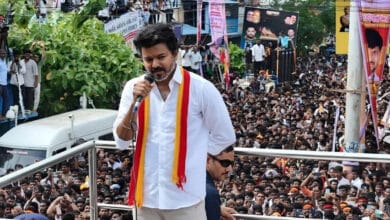 کرور بھگدڑ: وجے نے جاں بحق افراد کے لواحقین کو 20-20 لاکھ روپے دینے کا اعلان کیا