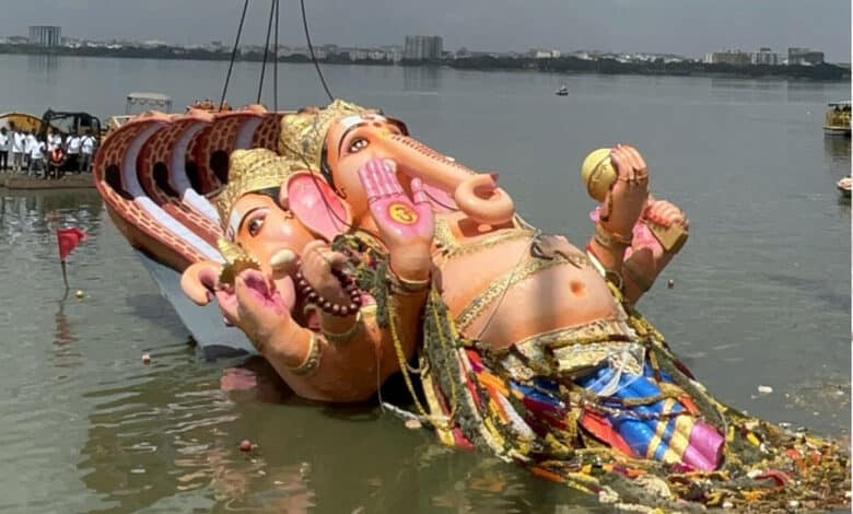 حیدرآباد میں گنیش وسرجن دوسرے دن بھی ہوا