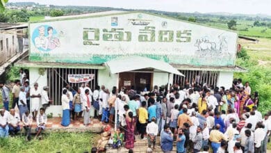 تلنگانہ حکومت نے یوریا کی تقسیم کے لئے مزید مراکز کاقیام