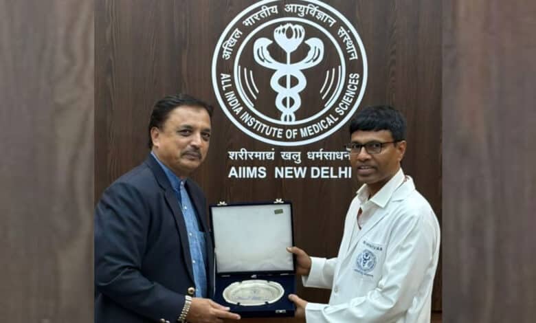 پروفیسر محمد مسعود احمد کو آل انڈیا انسٹی ٹیوٹ آف میڈیکل سائنس نئی دہلی کی جانب سے تہنیت