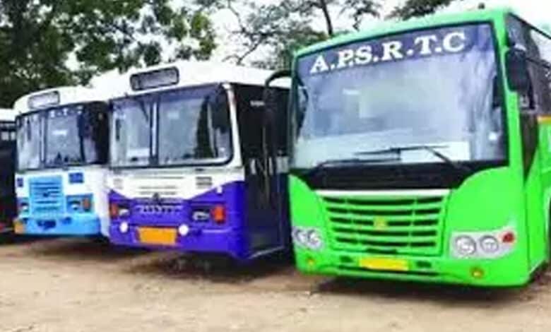 آندھرا پردیش میں خواتین کے لئے آر ٹی سی بسوں میں مفت سفر۔خوش حالی اور خود مختاری کی نئی راہ