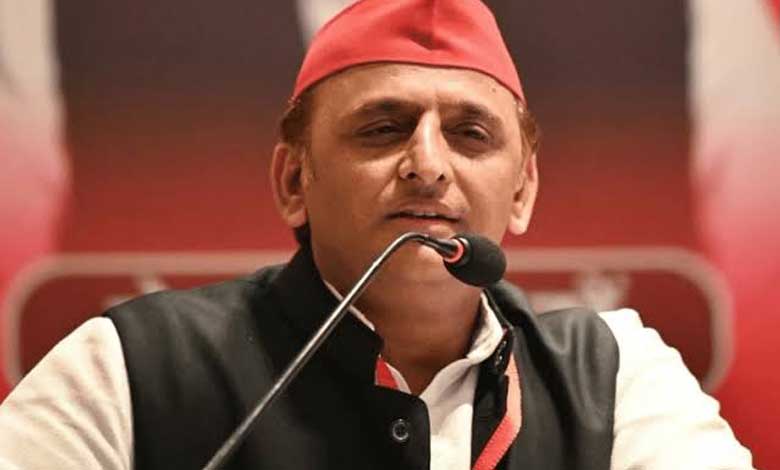 مودی کے جانے کے بعد ہی ہندوستانیوں کو ویزا راحت ملے گی: اکھلیش یادو