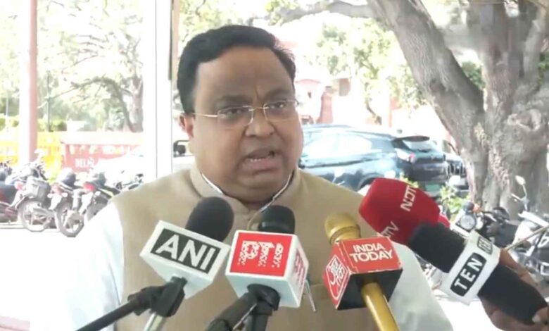 بیجو جنتا دل نائب صدر الیکشن ووٹنگ سے دور (ویڈیو)