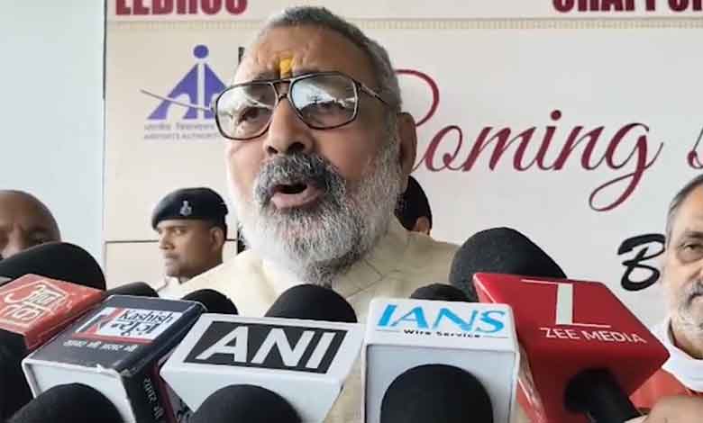 ہم بٹوارہ کی قیمت چکارہے ہیں: گری راج سنگھ