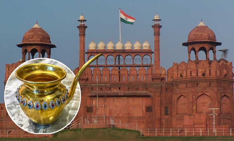 لال قلعہ سے ایک کروڑ کا کلس چوری (ویڈیو)