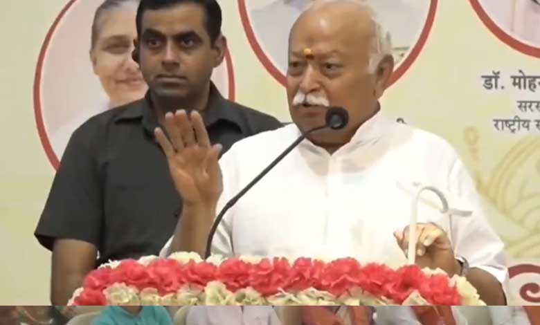 جب طاقت بڑھتی ہے تو سوال اٹھتے ہیں۔ موہن بھاگوت کا بڑا بیان (ویڈیو)