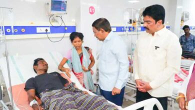 وجئے واڑہ میں ڈائریا سے اموات کی تردید، صورتحال قابو میں۔ وزیر صحت کا دورہ۔ متاثرین سے بات چیت