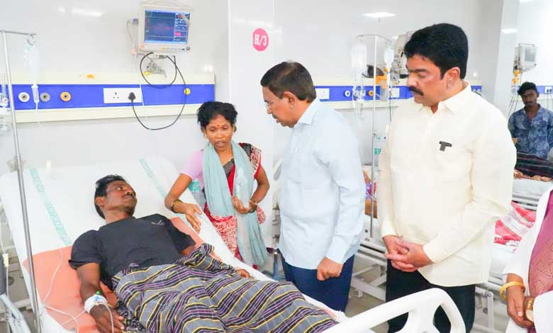 وجئے واڑہ میں ڈائریا سے اموات کی تردید، صورتحال قابو میں۔ وزیر صحت کا دورہ۔ متاثرین سے بات چیت