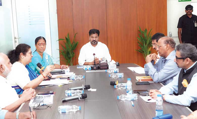 گوداوری پشکرالو، گھاٹوں کی تعمیر کو ترجیح دینے چیف منسٹر کی ہدایت