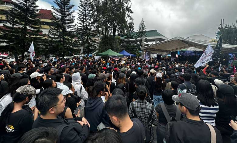 فلپائن میں سیلاب کنٹرول منصوبوں میں کرپشن کے خلاف ہزاروں افراد کا احتجاج