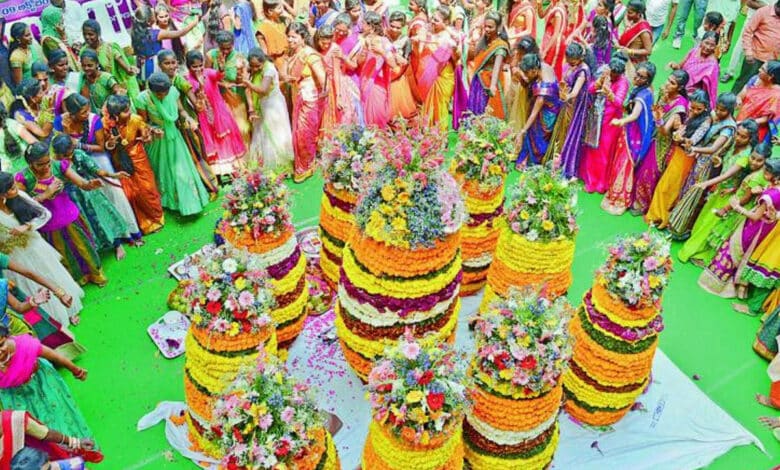 تلنگانہ اور آندھرا پردیش میں دسہرہ تہوار کا جوش و خروش