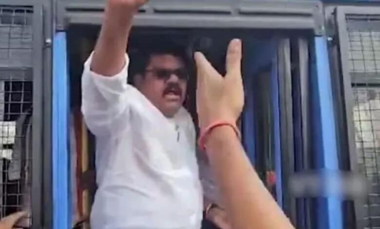 تلنگانہ:بی سی بند۔کانگریس کے رکن اسمبلی شنکر گرفتار