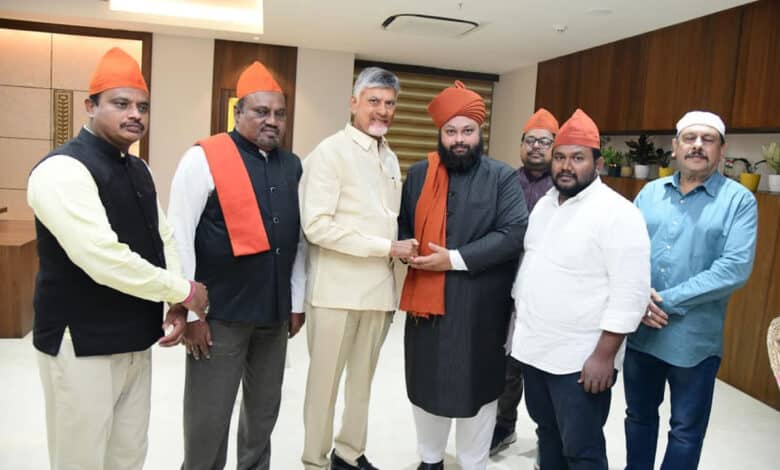 امین پیر درگاہ کا عرس، وزیراعلی چندرابابونائیڈو مدعو