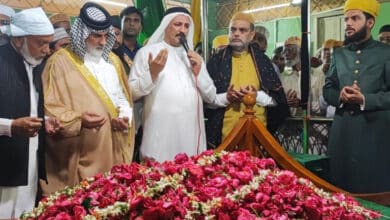 درگاہ حضرت سید شاہ افضل بیابانیؒ پر سجادہ نشین بارگاہ رفائیؒ، عراق کی زیارت