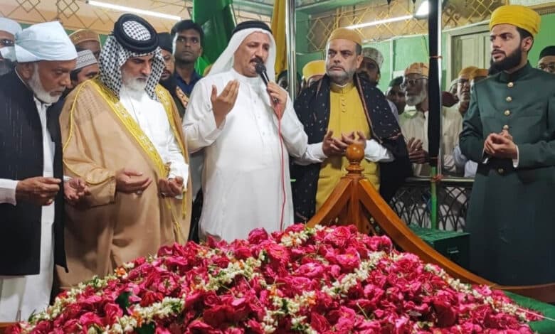 درگاہ حضرت سید شاہ افضل بیابانیؒ پر سجادہ نشین بارگاہ رفائیؒ، عراق کی زیارت