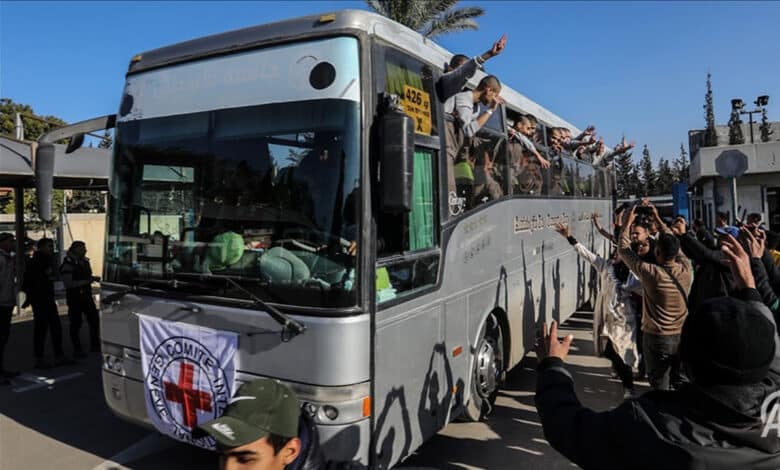 اسرائیلی قیدیوں کے بدلے 1,968 فلسطینی قیدی رہا کیے جائیں گے