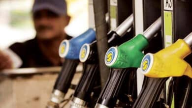 اے پی سرحد پر پٹرول، ڈیزل کی کم قیمتیں۔وی کوٹ علاقہ میں عوام کا ہجوم