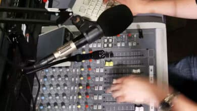 یُوواوانی حیدرآباد میں نوجوانوں کے لیے سنہری موقع — بنیں ریڈیو جوکی، اناؤنسر یا کمپیئر!