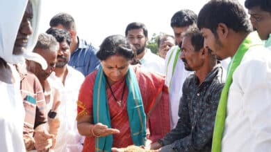 کریم نگر: مونتھا طوفان سے متاثرہ کسانوں کی حالت زار پر تشویش