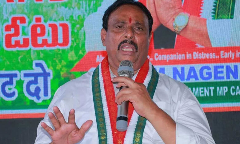 ڈی ناگیندر کا اسپیکر تلنگانہ اسمبلی کومکتوب، نااہلی کی درخواست پر نوٹس کا جواب دینے مہلت دینے کی خواہش