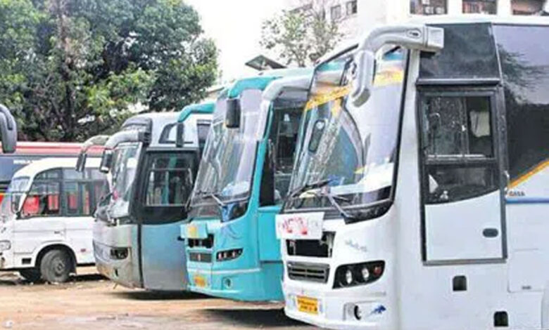 سنکرانتی کے موقع پر پرائیویٹ ٹراویلس کے کرایوں میں من مانی اضافہ،مسافرین کو مشکلات