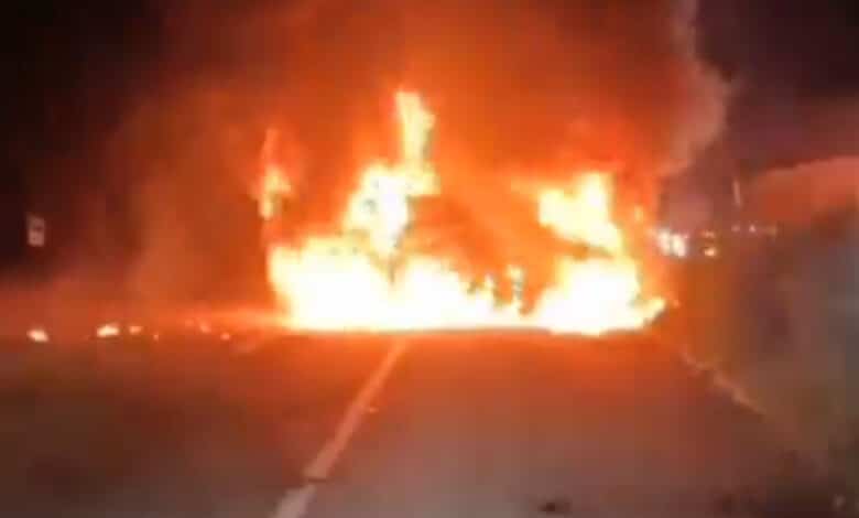 تلنگانہ: کار شعلہ پوش،بعض افراد معمولی زخمی