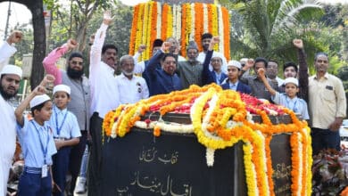 حیدرآباد میں شاعرِ مشرق علامہ اقبالؒ کی 148ویں یومِ پیدائش تقاریب کے ساتھ منائی گئی