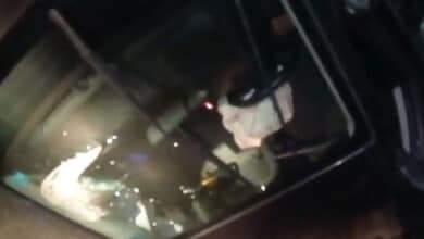 حیدرآباد کے جوبلی ہلز علاقہ میں کارالٹ گئی۔خاتون زخمی