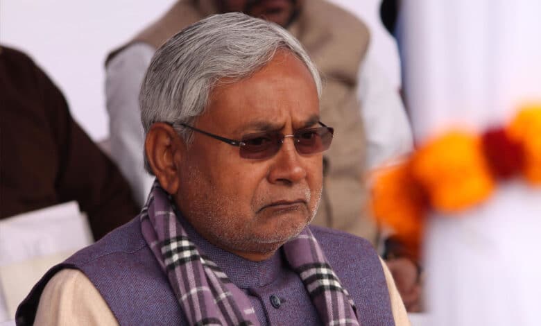 نتیش کمار نے بہار کے وزیر اعلیٰ کے عہدے سے استعفیٰ دیا