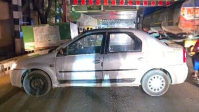 کاچی گوڑہ ریلوے ٹریکس کے قریب لاوارث مشکوک گاڑی سے پھیلی سنسنی، بم اسکواڈ کی فوری کارروائی