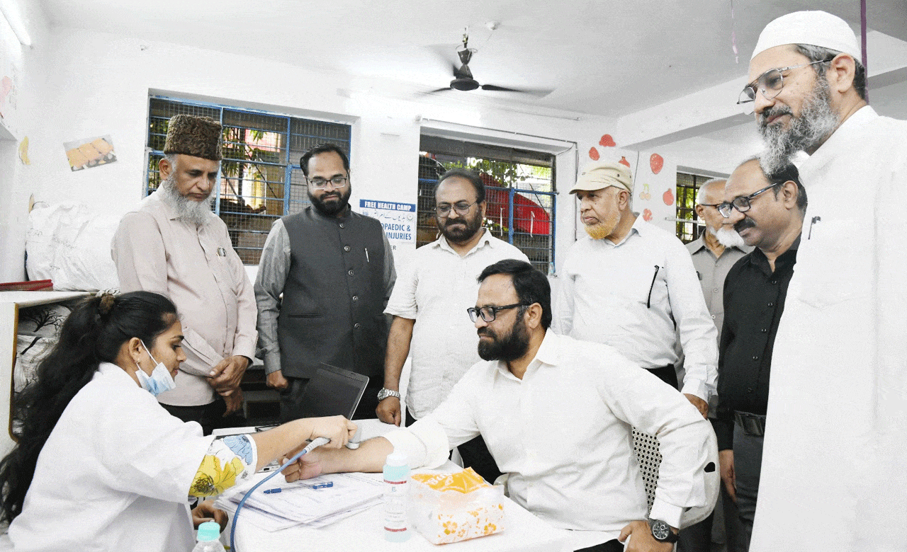 جماعتِ اسلامی ہند ملک پیٹ کی جانب سے مفت میگا ہیلتھ کیمپ کا انعقاد