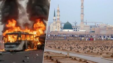 سعودی بس حادثہ، شہیدوں کی تدفین اور نمازِ جنازہ سے متعلق تاحال کوئی حکم جاری نہیں، اہلِ خانہ انتظار میں