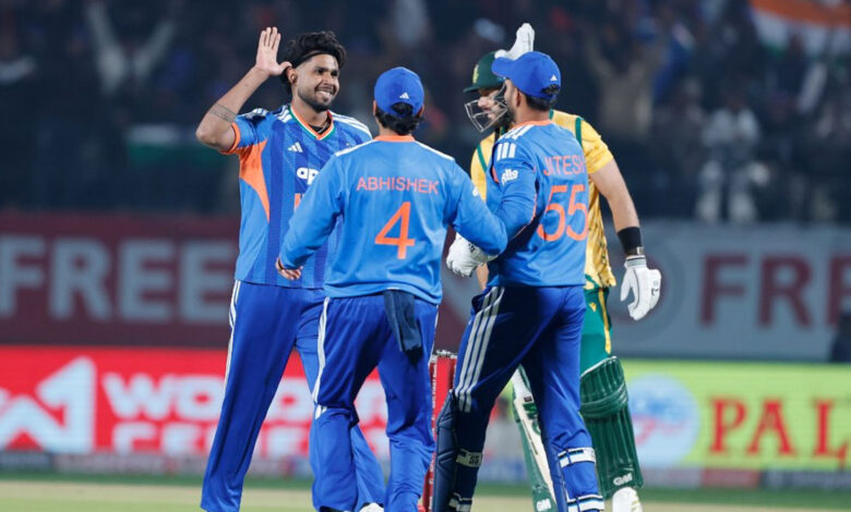 ہندوستان نے جنوبی افریقہ کو سات وکٹوں سے شکست دے دی