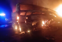 کرناٹک میں بس اور لاری کی ٹکر، 10 سے زائد لوگوں کی موت، 21 زخمی