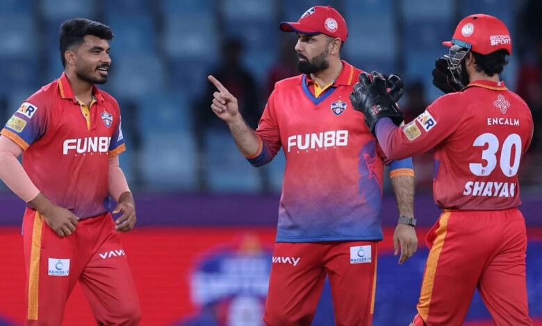 انٹرنیشنل لیگ ٹی 20 :دبئی کیپیٹلز نے پلے آف مرحلے کیلئے کوالیفائی کرلیا،جہانگیر اور کاکس کی عمدہ کارکردگی