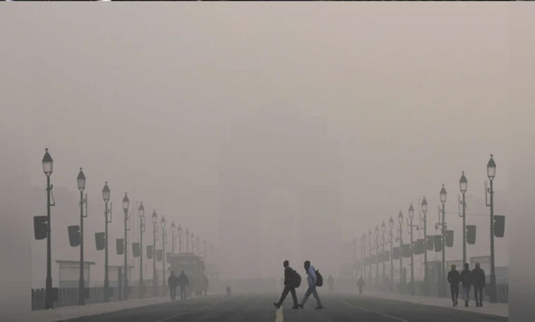 دہلی کے کئی علاقوں میں 'اے کیو آئی' 400 سے اوپر، کم از کم درجۂ حرارت 6.3 ڈگری
