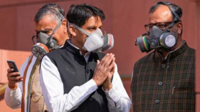 کانگریس کے تین ارکان پارلیمنٹ نے فضائی آلودگی کے مسئلہ پر لوک سبھا میں تحریک التواء کا نوٹس دیا