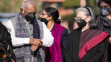 فضائی آلودگی پر اپوزیشن کا احتجاج، سونیا گاندھی نے کہا: سانس کیسے لیں