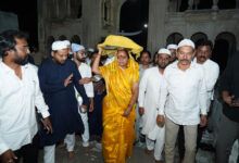 کوہ مولا علی: کویتا کا عقیدت بھرا دورہ، خادمین کے مسائل اور ترقیاتی کاموں کی سست روی پر اظہار برہمی