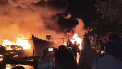 کیرالہ میں زبردست آگ سے تقریباً 15 ماہی گیر کشیاں تباہ