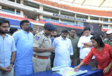 حیدرآباد کے اُپل اسٹیڈیم میں مشہور فٹبالر مسی کا دوستانہ میچ، نائب وزیراعلی تلنگانہ نے انتظامات کا معائنہ کیا