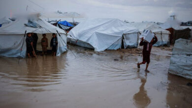 غزہ میں طوفانی بارش، آٹھ ماہ کی بچی جاں بحق، خیمہ بستیوں میں تباہی