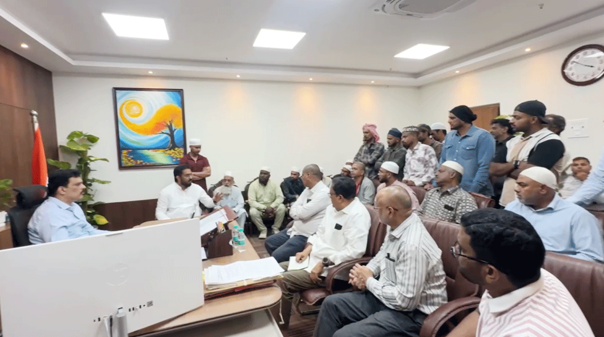 مدینہ بس سانحہ: شہید زائرین کے افراد خاندان کو معاوضہ کیلئے ماجد حسین کی بی شفیع اللہ سے اہم ملاقات