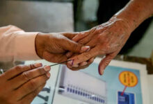 تلنگانہ میں گرام پنچایت انتخابات کے پہلے مرحلے کی پولنگ جاری، ووٹرز کی بڑی تعداد میں شرکت