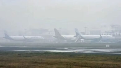 دہلی میں شدید سردی اور کہرے کے سبب پروازیں متاثر، اے کیو آئی خراب زمرے میں